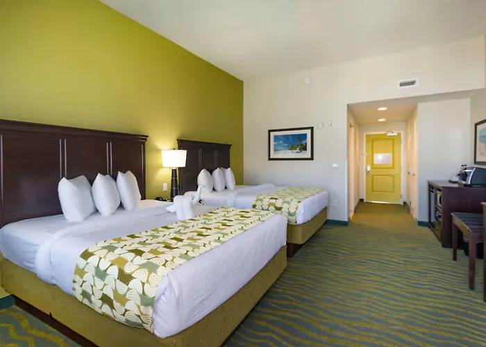 Hotel Edge Clearwater 4*